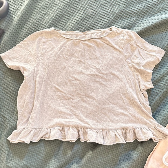 Shirt and body suit lot L and XL - Picture 14 of 16